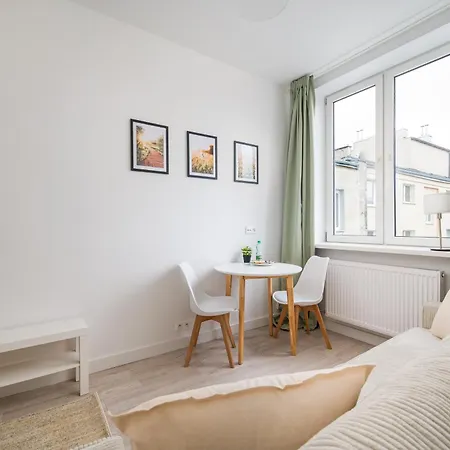 شقة Tamka Powisle By Bookinghost